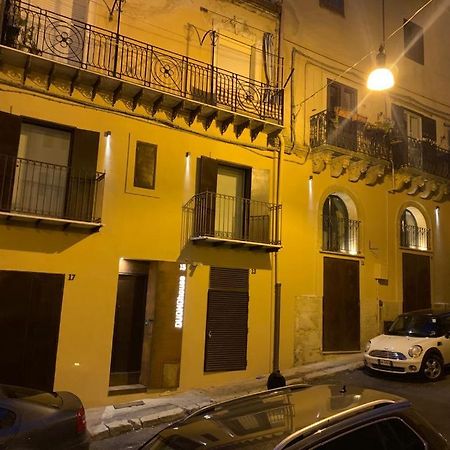 カルタニッセッタDuomo Houseアパートメント エクステリア 写真