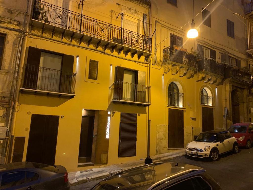 カルタニッセッタDuomo Houseアパートメント エクステリア 写真